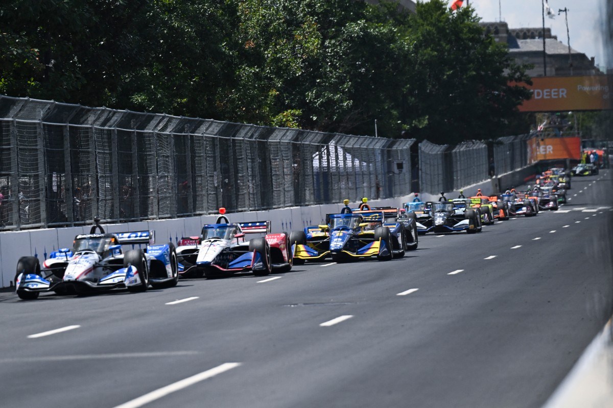 Donald Trump preside carrera de IndyCar en Washington, clausurando festejos del 250 aniversario de EE. UU.