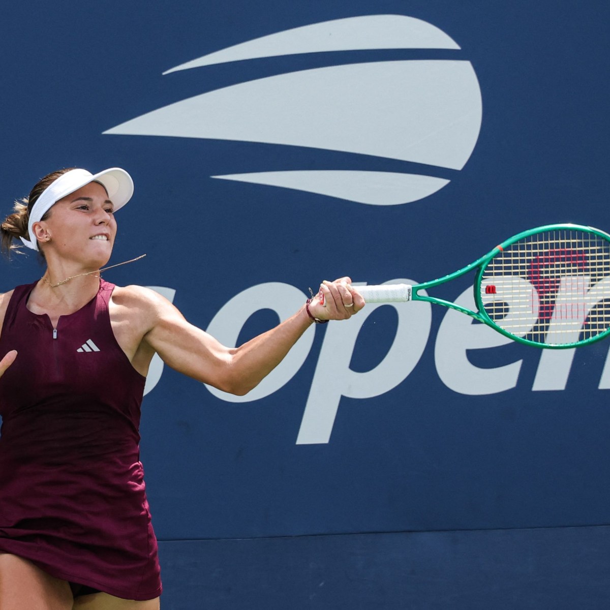 Oksana Selekhmeteva Avanza a la Segunda Ronda del US Open