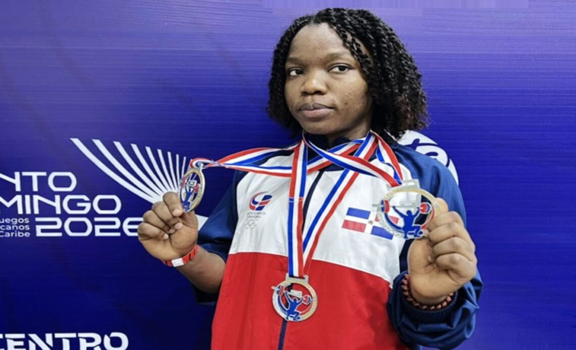 Alicia Féliz Asegura Dos Medallas de Plata en Levantamiento de Pesas para República Dominicana