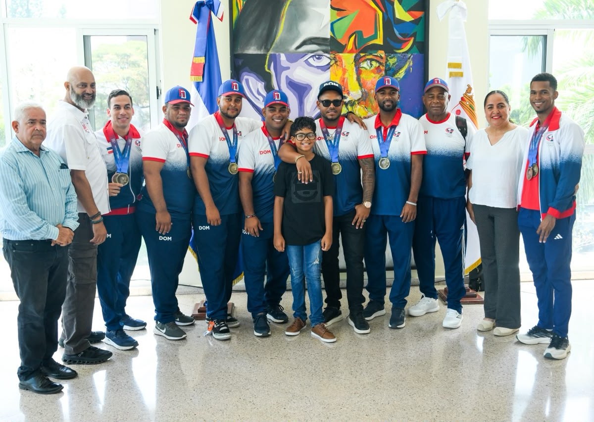 Alcalde Ulises Rodríguez Reconocerá con Incentivos a Medallistas de Santiago
