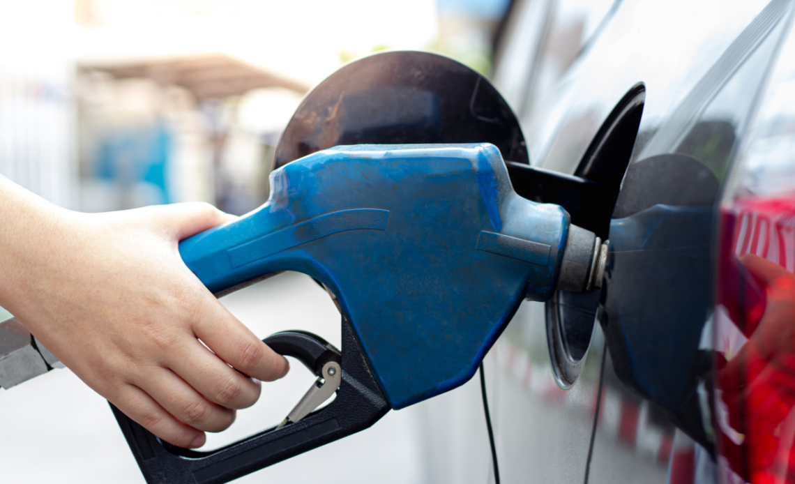 Incremento de RD? en Combustibles Regulares Ante Fluctuaciones Globales