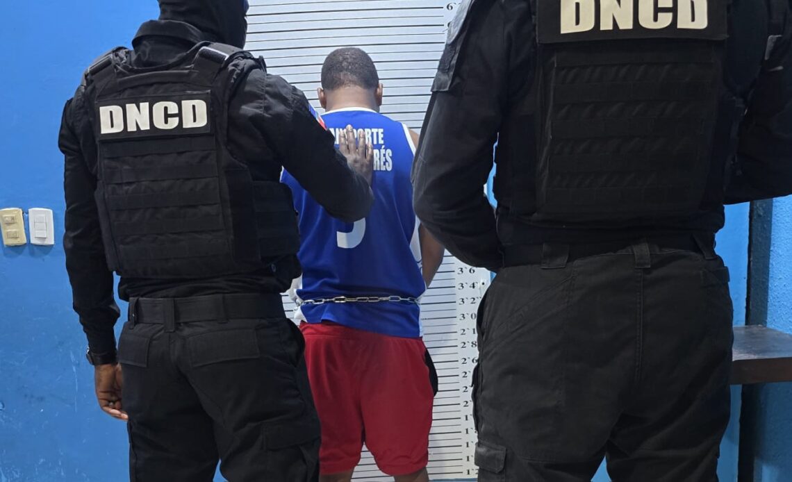Detenido en República Dominicana ''El Negro Amante'', buscado por homicidio en Puerto Rico