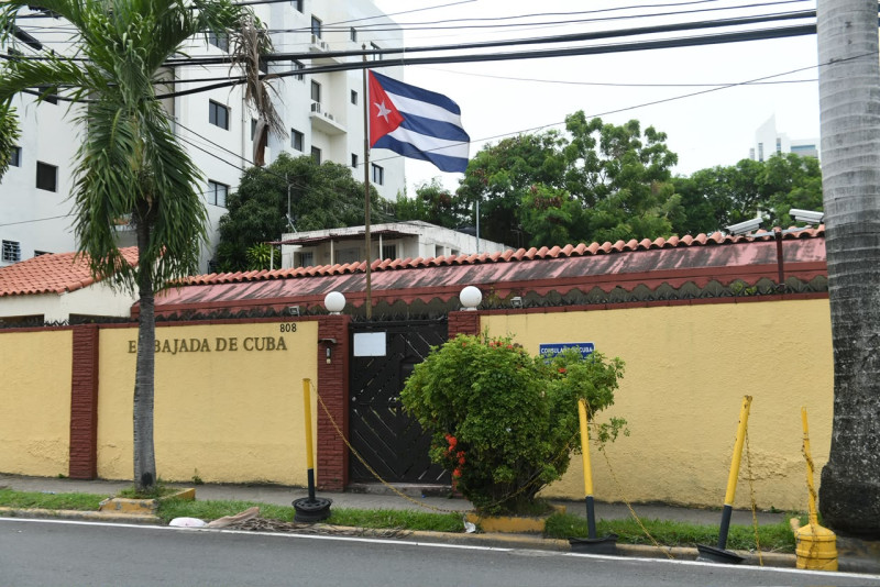 Grupos de Izquierda en RD Cuestionan Expulsión de Diplomáticos Cubanos y Demandan Aclaración