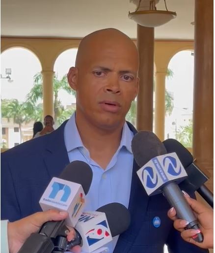 Félix Sánchez Subraya el Florecimiento de Nuevos Talentos en el Atletismo Dominicano