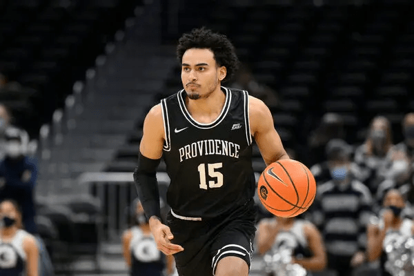 El Barcelona Cerca de Fichar al Baloncestista Dominicano Justin Minaya