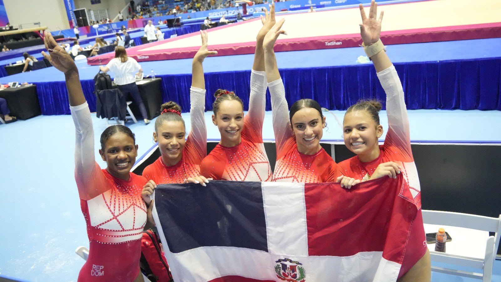 República Dominicana Asegura Medalla de Bronce en Gimnasia Artística Femenina por Equipos en Juegos Centroamericanos y del Carib
