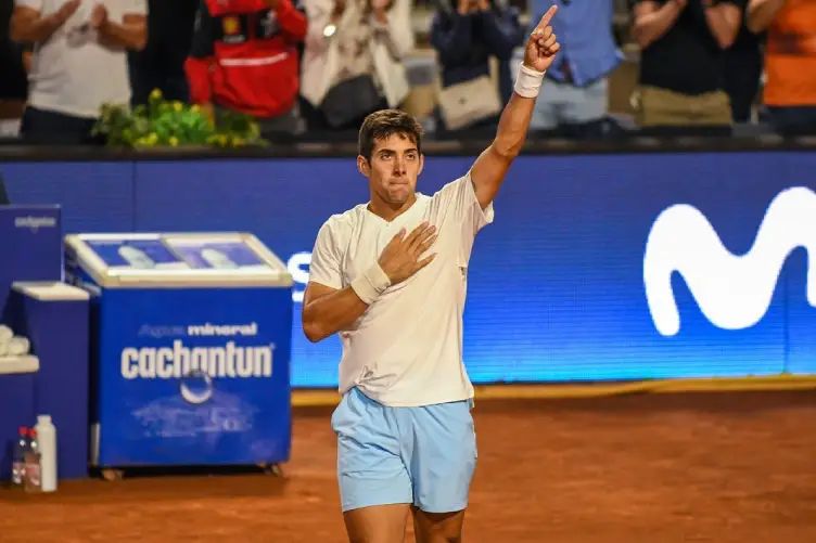 Cristian Garín Avanza a la Segunda Ronda Clasificatoria del US Open en un Extenso Encuentro