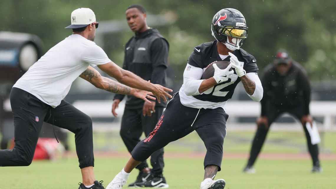 Houston Texans Apuestan por la Polivalencia de David Montgomery para Fortalecer su Ataque