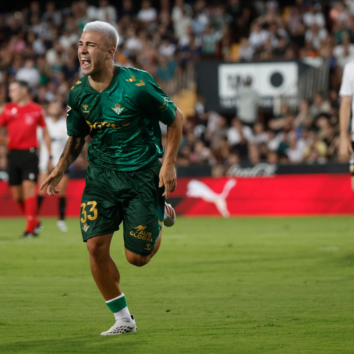 El Betis Gana en Mestalla con un Gol de Volea de Pablo García