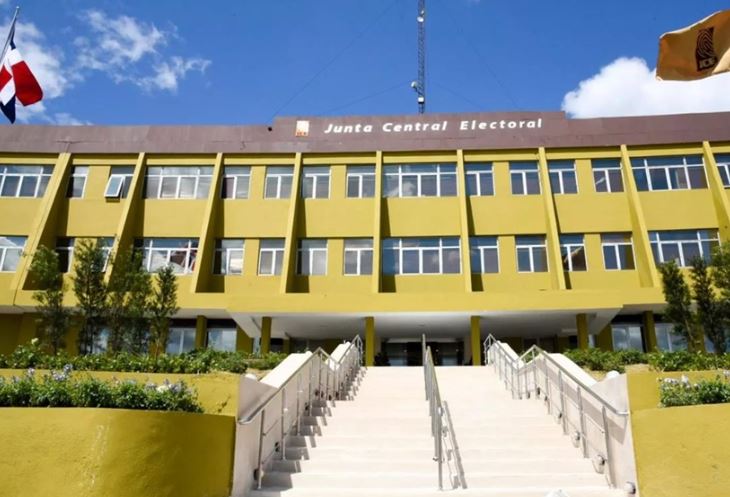 Junta Central Electoral Suspende Provisionalmente Restricción a Publicación de Encuestas Electorales