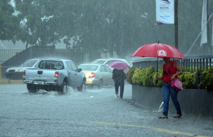 COE Emite Alerta Amarilla para Cuatro Provincias, Incluyendo el Distrito Nacional, y Diez en Verde