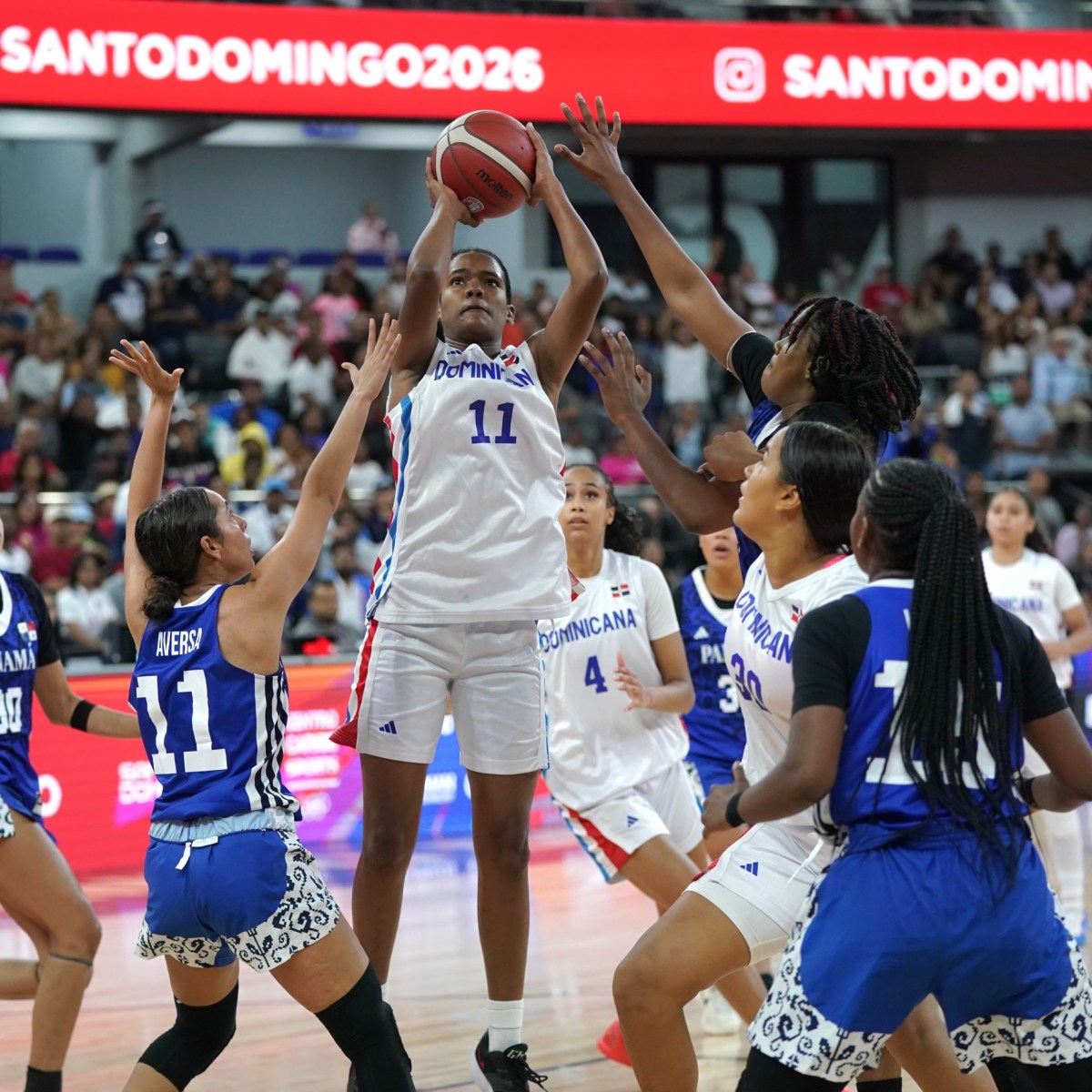 Nathaly Santana: Un Modelo de Tenacidad en su Ascenso al Triunfo
