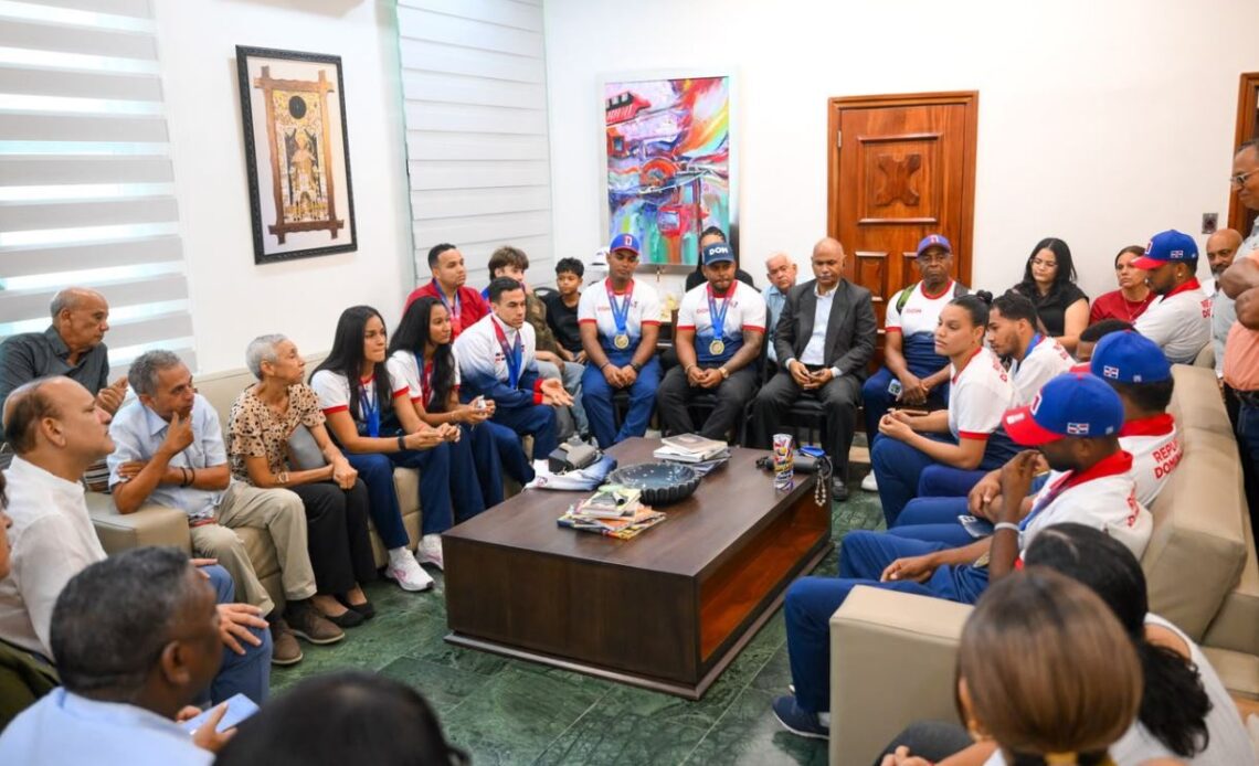 Alcaldía de Santiago anuncia recompensas económicas para deportistas destacados en Juegos Centroamericanos