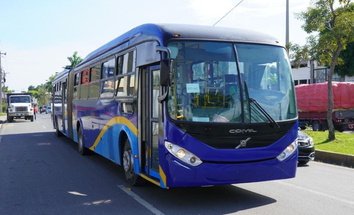 OMSA Detiene Préstamos de Autobuses para Servicios Específicos