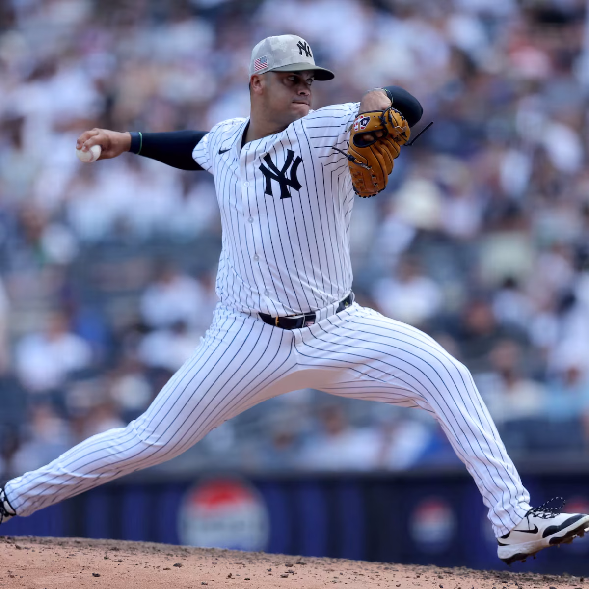 Yankees Mueven a Fernando Cruz a Lista de Lesionados por Problemas en el Codo