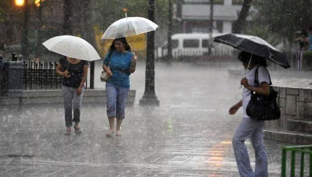 Onda Tropical y Vaguada Generarán Lluvias; Tres Zonas en Alerta Meteorológica