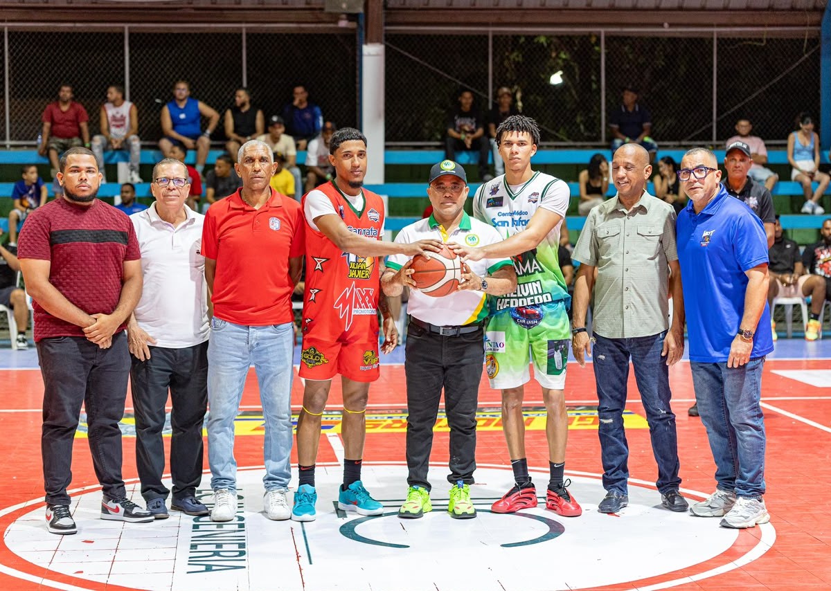 Julián Javier Inicia Semifinal de Baloncesto Superior de Tenares con Contundente Victoria sobre La Grama