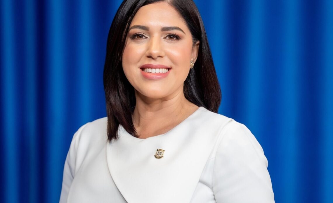 María Mercedes Ortiz Diloné Asume Vocería del Bloque de Senadores del PRM