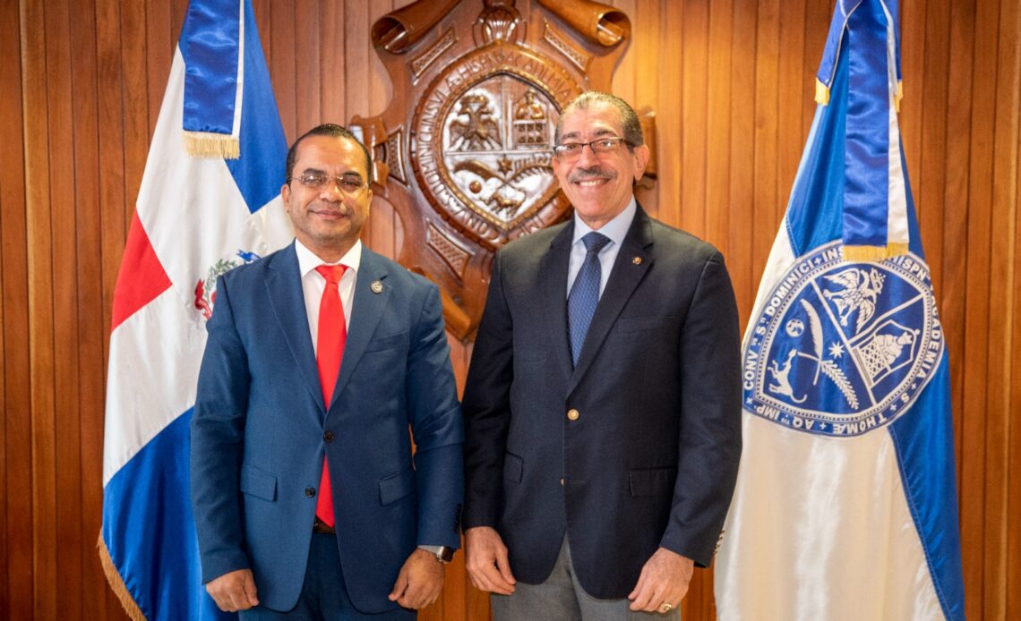 UASD e ITLA Unen Esfuerzos para Potenciar Formación en IA, Ciberseguridad y Transformación Digital