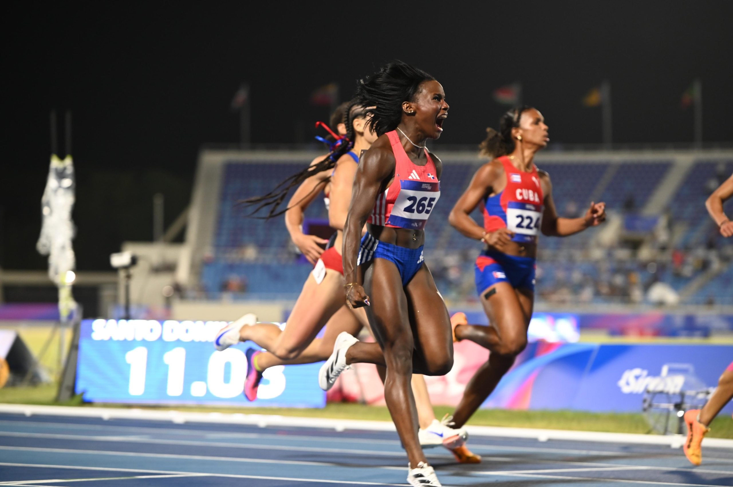 Liranyi Alonso Conquista Oro y Establece Nuevo Récord en los 100 Metros de los JCC 2026