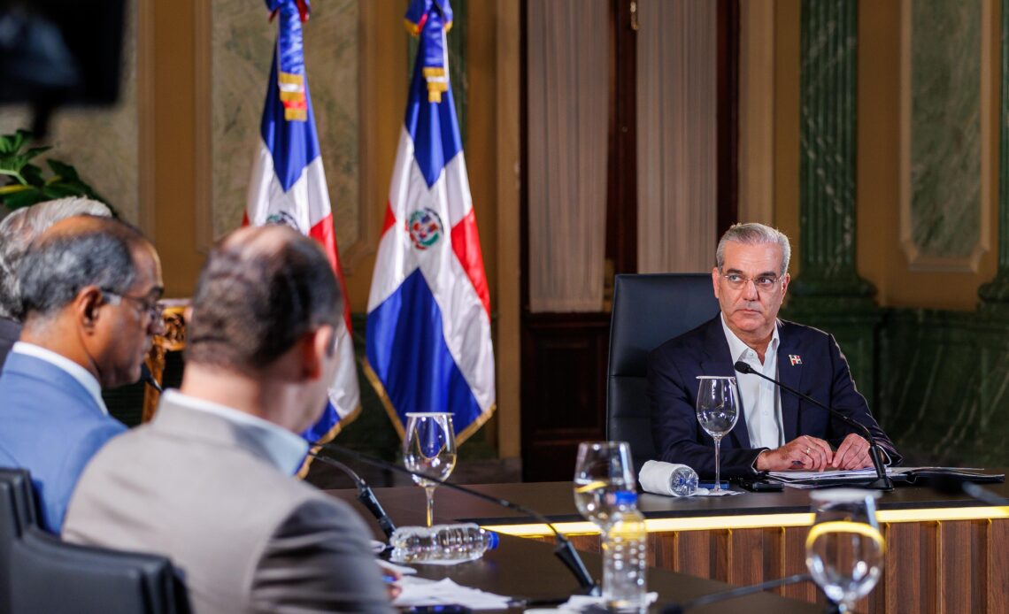 Gobierno Detalla Estrategia Operativa Integral para el Exitoso Inicio del Año Escolar