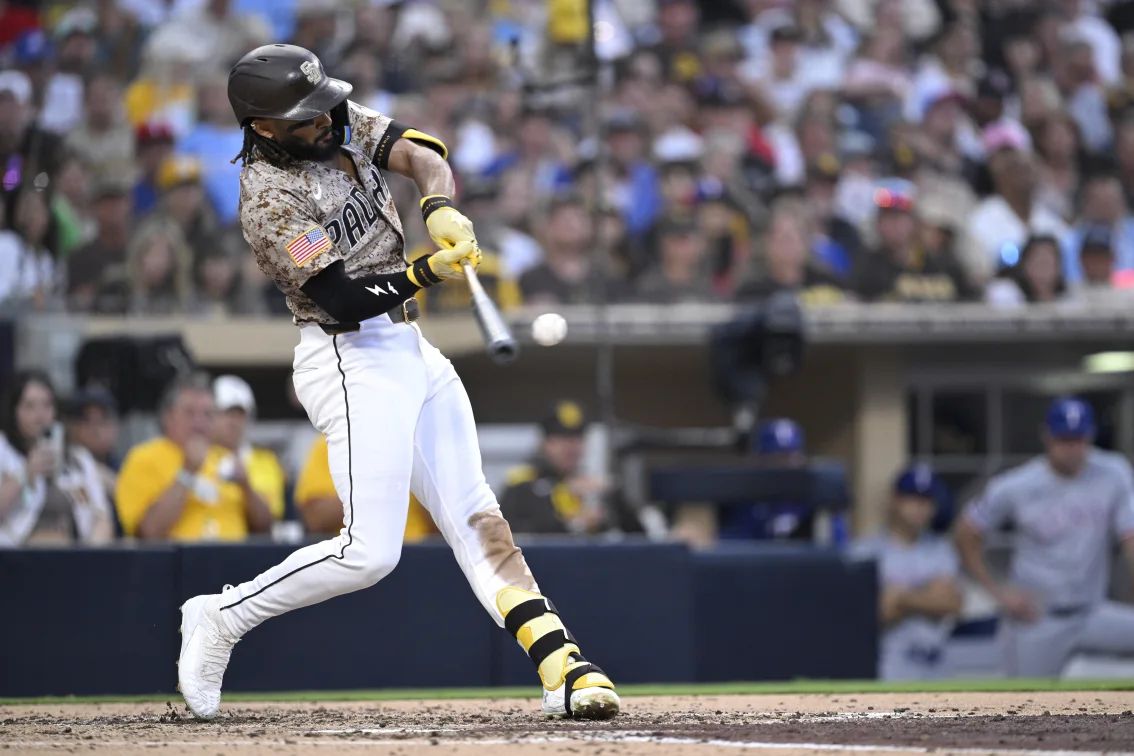 Fernando Tatis Jr. Recupera su Potencial Ofensivo en un Momento Crucial para los Padres