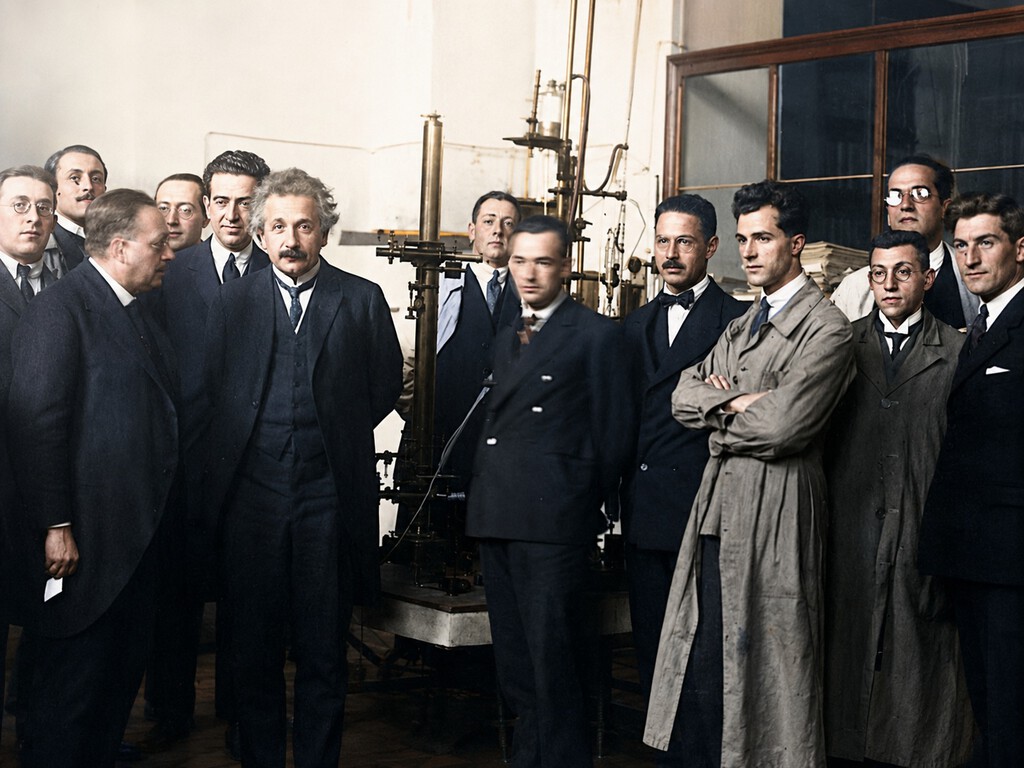 El peculiar ''tour'' de Albert Einstein por España en 1923: un fenómeno de masas entre conferencias y anécdotas