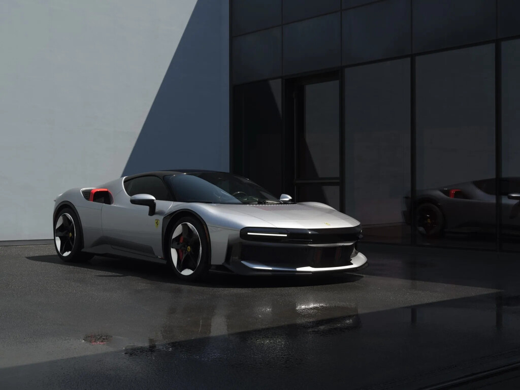 Ferrari presenta el CZ26: Un exclusivo ''one-off'' híbrido con diseño renovado basado en el SF90 Stradale