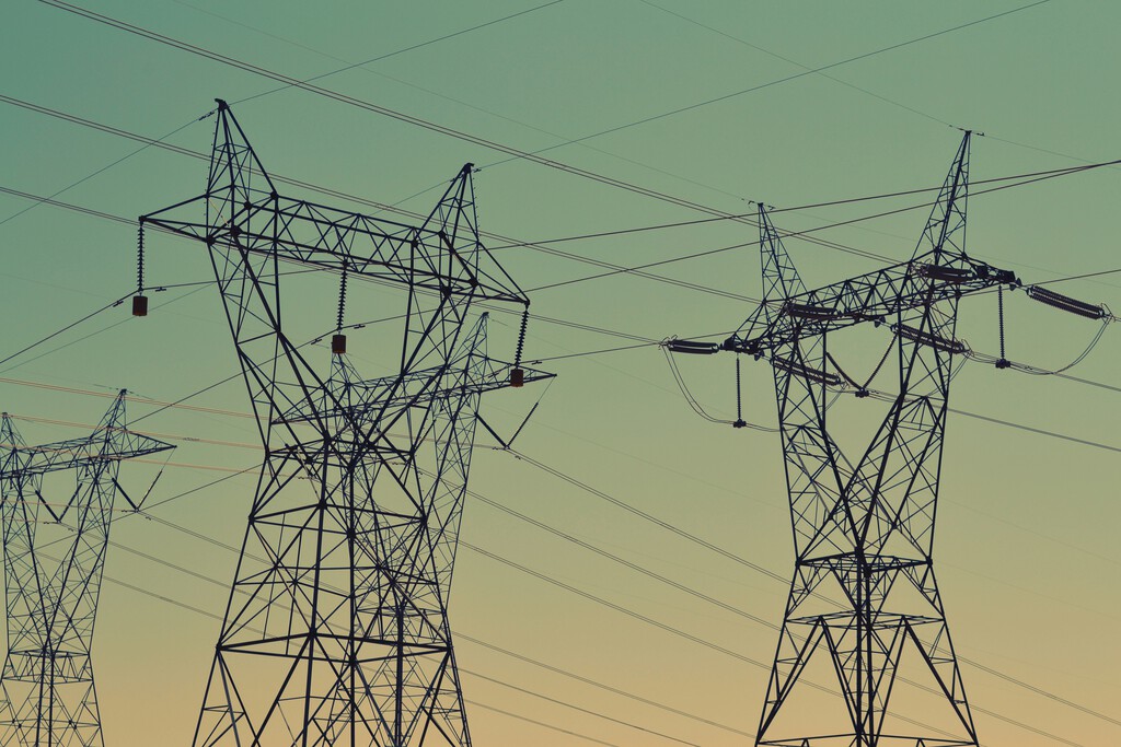 Red Eléctrica solicita nuevamente a la industria reducir el consumo eléctrico por baja producción eólica