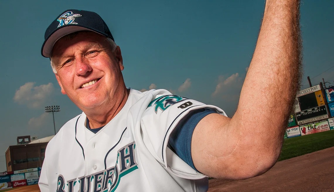 Fallece Tommy John, el Lanzador que Convirtió una Lesión en un Legado Histórico del Béisbol