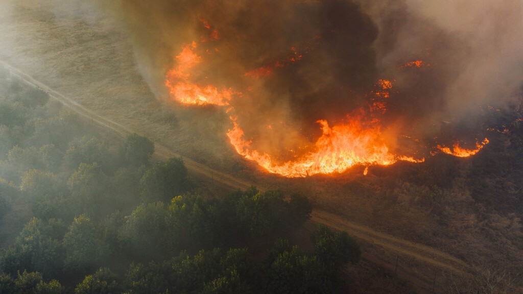 El cambio climático intensifica drásticamente los megaincendios en España y Francia, según nuevo informe