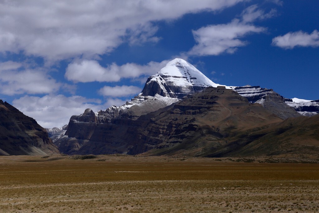 El misterio del Monte Kailash: La única gran cima del Himalaya que permanece invicta