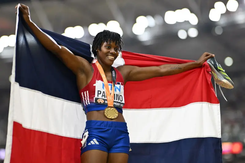 Marileidy Paulino Gana Oro en Relevo 4x400 para República Dominicana en los Juegos de Santo Domingo 2026