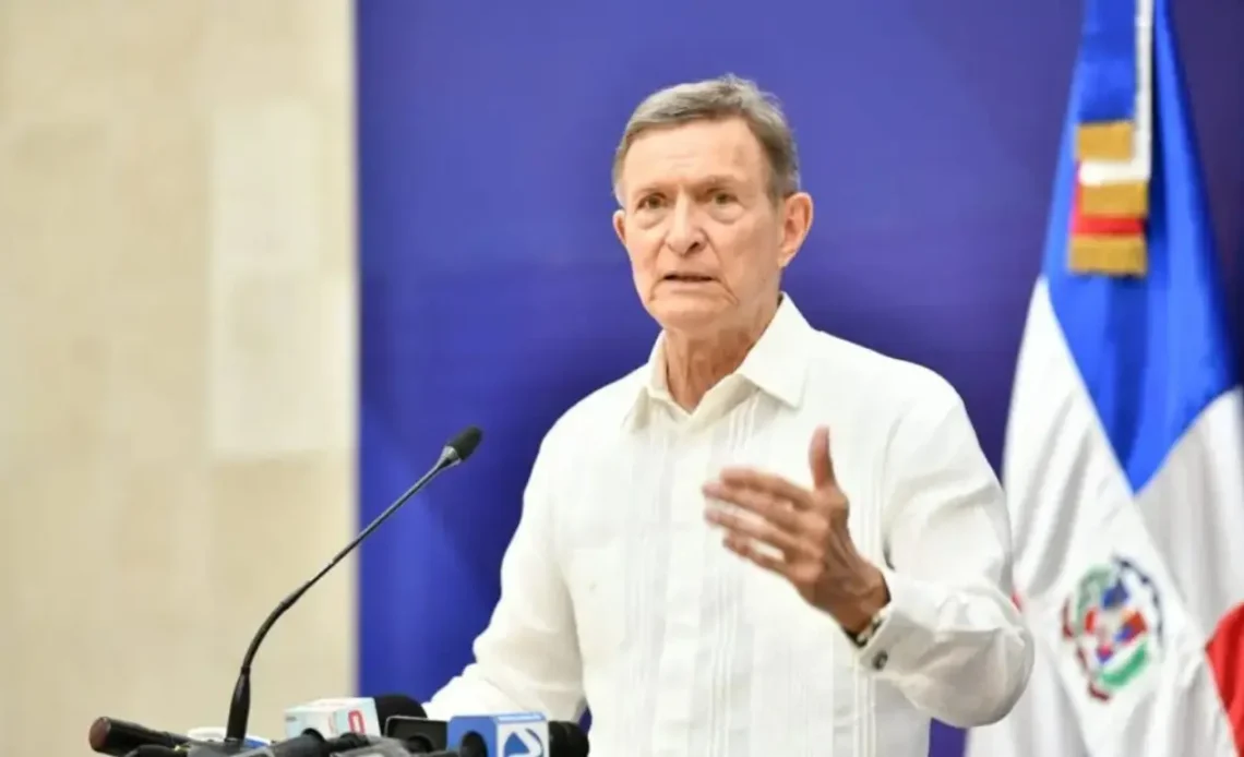 Roberto Álvarez Anuncia su Retiro del Mirex con Sentimiento de Deber Cumplido