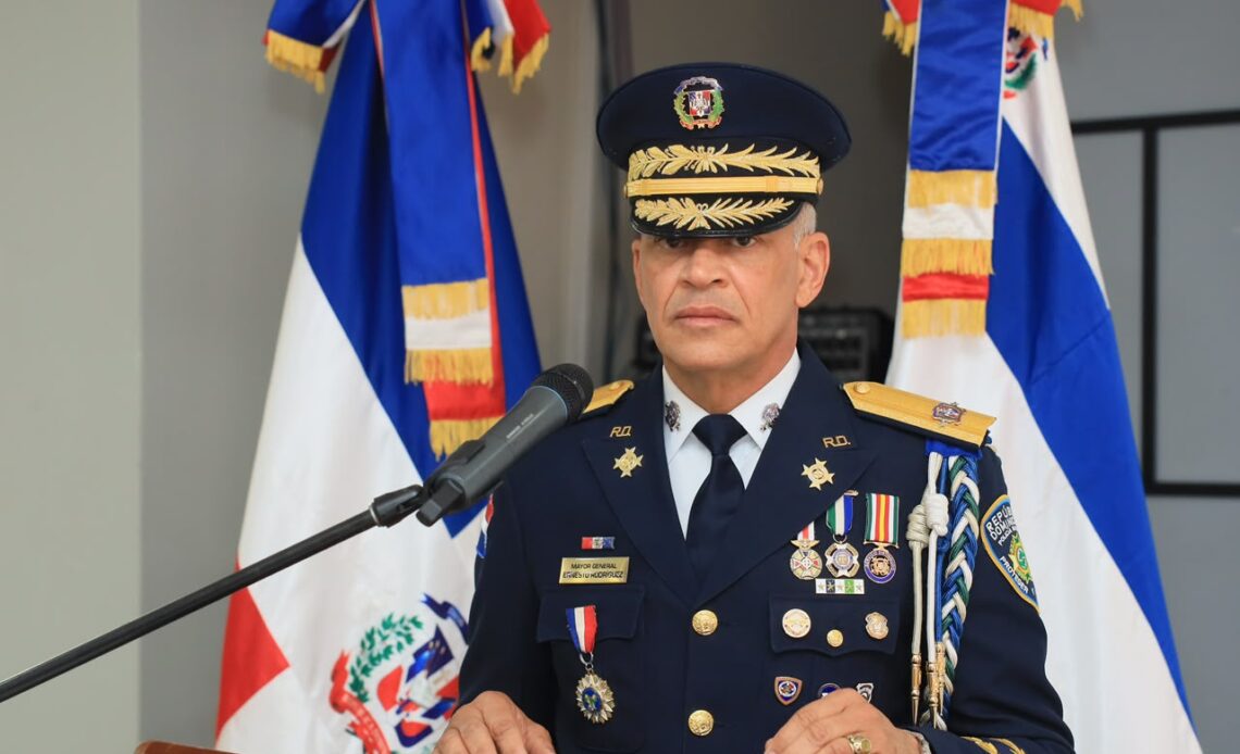 Nuevo Director de la PN Instra a Mandos Policiales a Intensificar Esfuerzos y Consolidar Liderazgos