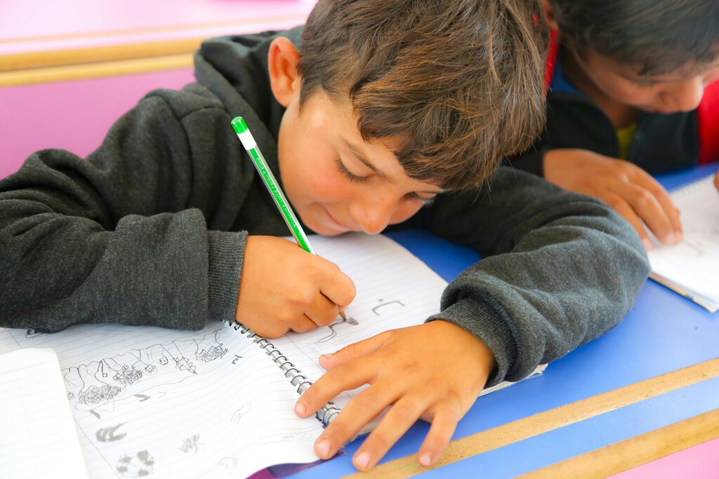 Optimiza la Organización del Material Escolar con una Miniimpresora Térmica sin Tinta