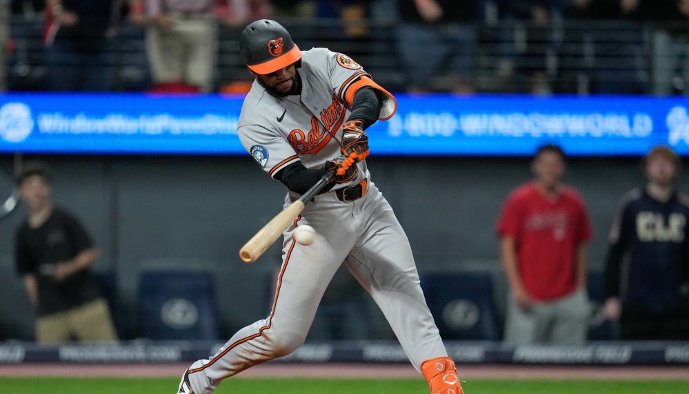 Orioles de Baltimore Ganan Tercer Juego Consecutivo, Acercándose al Comodín