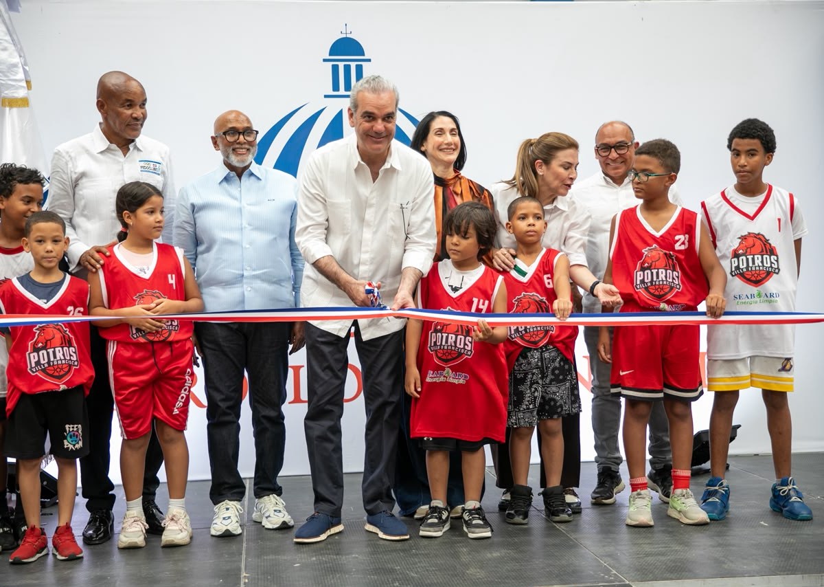 Nuevo techado en Santo Cura de Ars impulsa deporte y desarrollo integral para más de 1,500 estudiantes