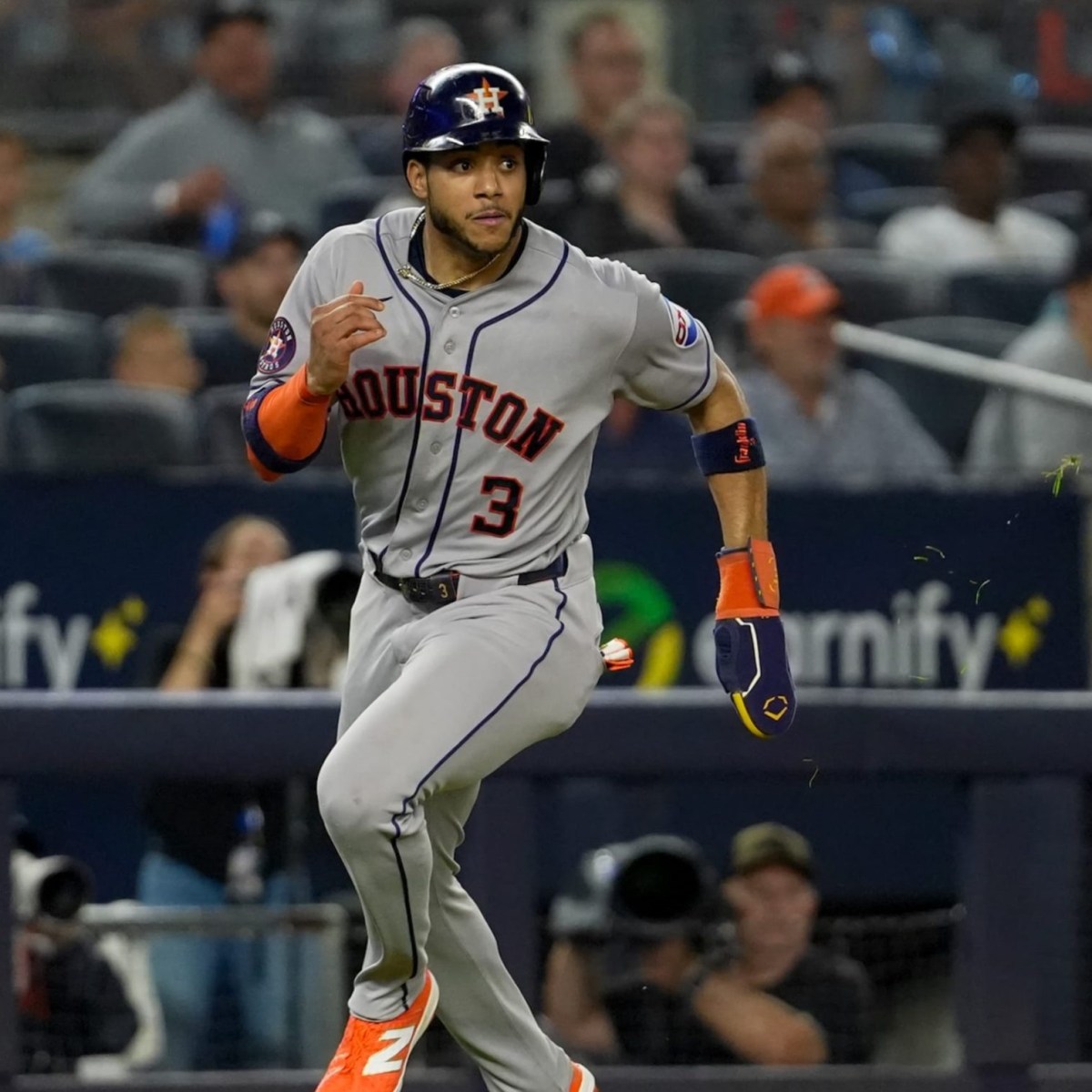 Jeremy Peña Impulsa Victoria de los Astros Contra los Yankees con Jonrón