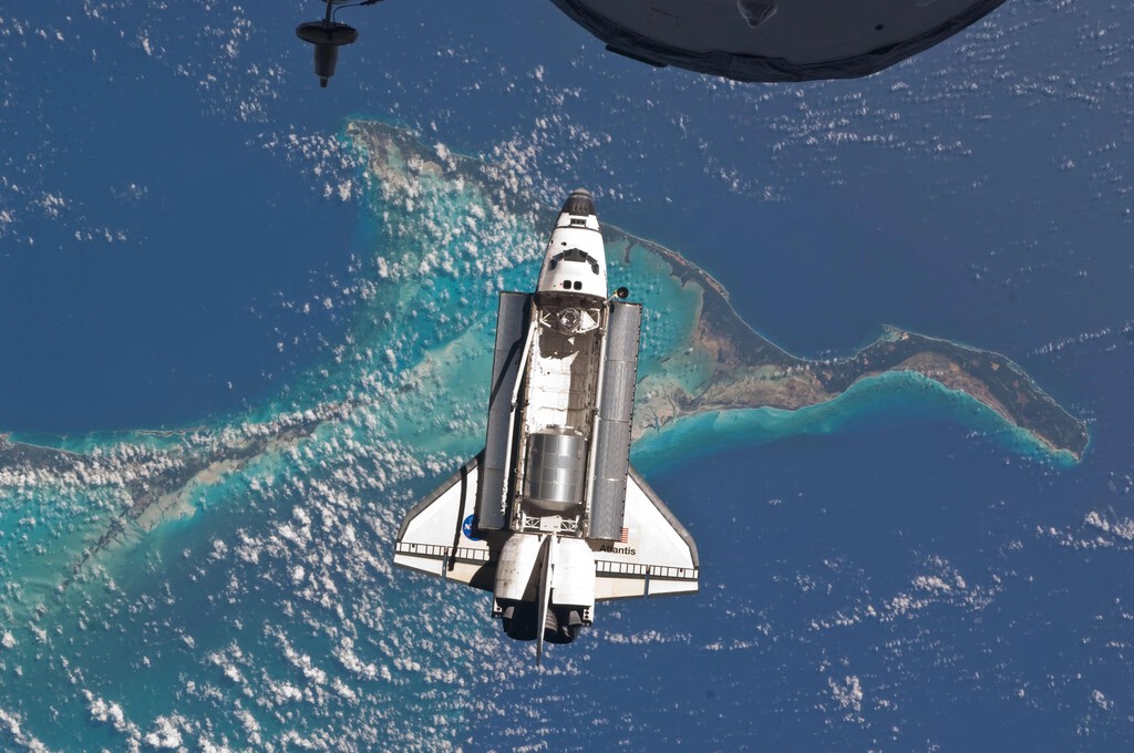 El Transbordador Espacial de la NASA: Un Sueño de Acceso Orbital Reutilizable y sus Complejidades