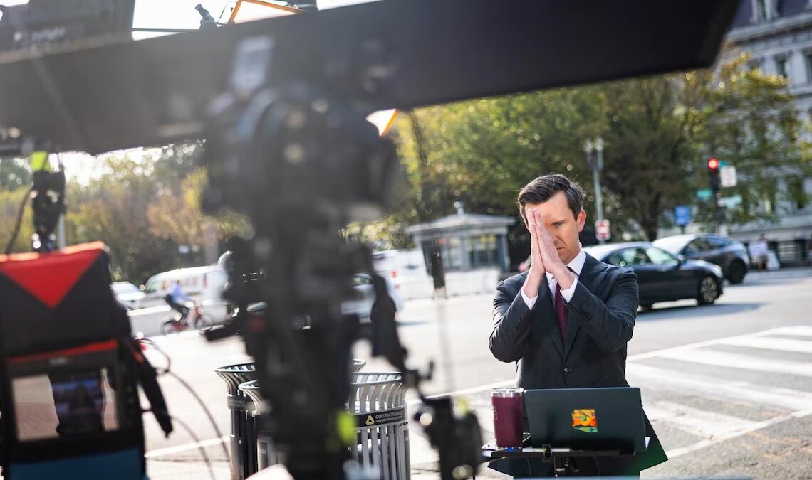 Medios de Comunicación Denuncian Incumplimiento de Orden Judicial por la Casa Blanca y Solicitan Audiencia Urgente