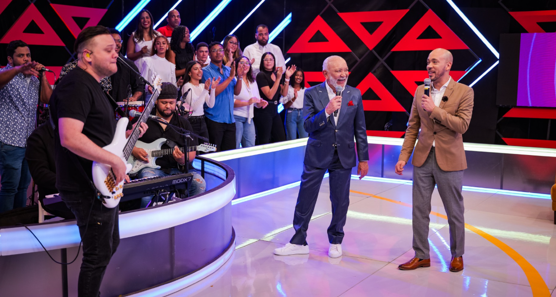 Edilenia Tactuk y Jochy Santos Anuncian la Segunda Temporada de ''Divertido'' en un Encuentro Digital en Vivo