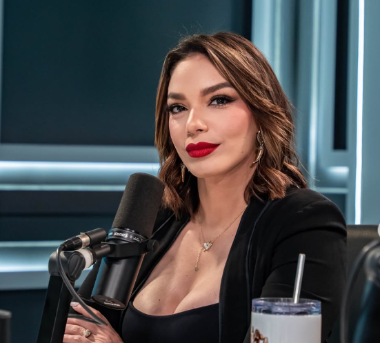 Hony Estrella ya no forma parte de La Fábrica Radio, según comunicado oficial