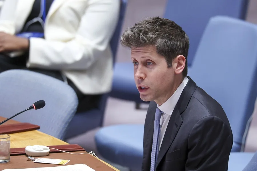 Director de OpenAI Alerta en la ONU sobre Peligros de la IA y Urge Supervisión Democrática