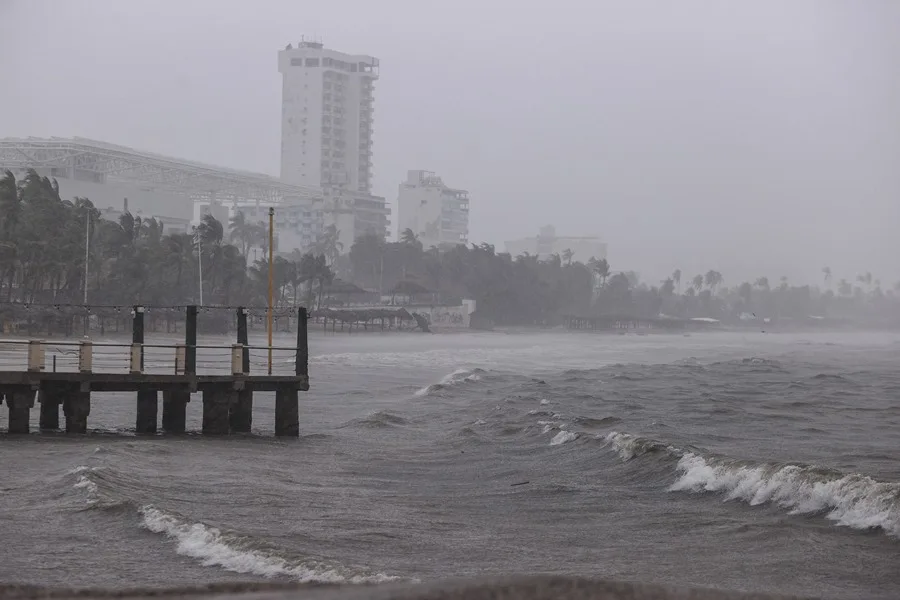 Tormenta Tropical Marie se Desarrolla en la Costa Pacífica Mexicana
