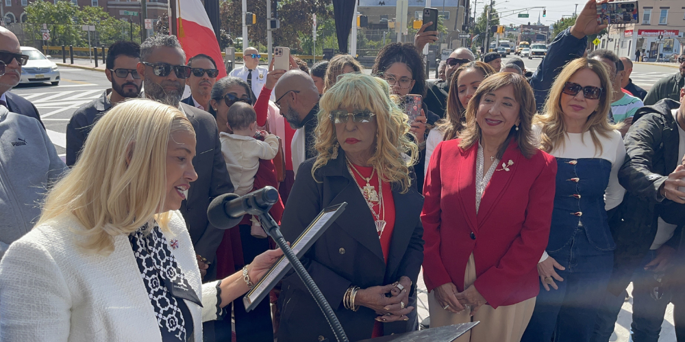 Union City rinde homenaje a Fefita La Grande nombrando una calle en su honor