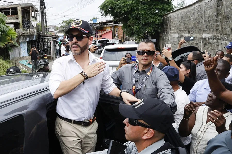 Presidente de Colombia lanza ''Plan Marshall'' para la reconstrucción y transformación del Chocó tras sismo