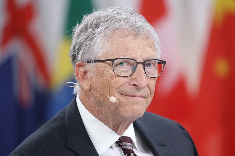 Bill Gates Señala que Trump Subestima el Impacto de la Inteligencia Artificial