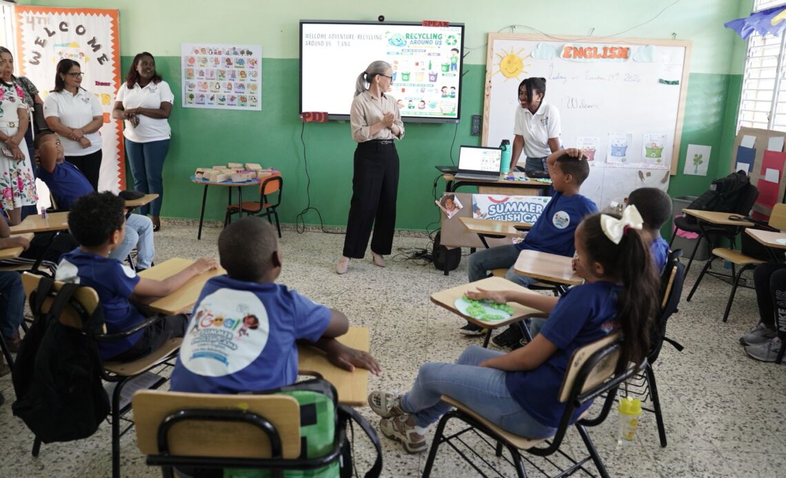 Diputado Propone Incluir el Creole en la Enseñanza Dominicana o Prohibir su Uso a Haitianos