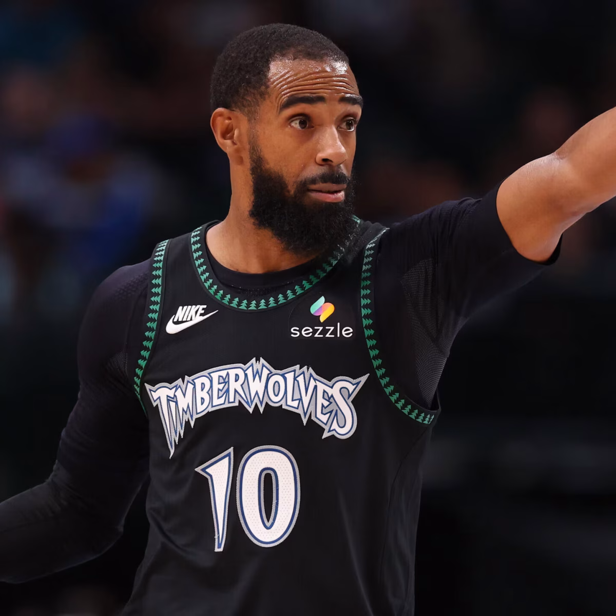Brad Stevens Destaca la Contribución de Mike Conley al Éxito de los Celtics